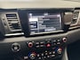 Kia Niro 1.6 GDi HYBRID EXECUTIVE LINE AUTOMAAT TREKHAAK NAVIGATIE A RIJ CAMERA STUUR EN STOELVERWARMING LEDER INT APPLE CARPLAY 18 INCH LMV ZEER MOOI !!