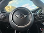 MINI Cooper Mini 1.5 Chili Business van 3de Eig met parkeersensoren en navigatie en bluetooth telefoon en airco