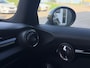 MINI Cooper Mini 1.5 Chili Business van 3de Eig met parkeersensoren en navigatie en bluetooth telefoon en airco
