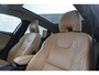 Volvo V40 Cross Country T3 Automaat Polar+ Luxury | Lederen bekleding | Panorama dak | Stoelverwarming | 17 inch | Parkeersensoren | LED | Keyless