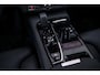 Volvo V90 2.0 T8 Plug-in hybrid AWD Ultra Dark | Trekhaak | Panoramadak | 360 Camera | Gelaagd Glas | Stoel en Stuurverwarming | Head Up Display | Leder Dashboard |
