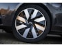 Volvo V90 2.0 T8 Plug-in hybrid AWD Ultra Dark | Trekhaak | Panoramadak | 360 Camera | Gelaagd Glas | Stoel en Stuurverwarming | Head Up Display | Leder Dashboard |