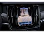 Volvo V90 2.0 T8 Plug-in hybrid AWD Ultra Dark | Trekhaak | Panoramadak | 360 Camera | Gelaagd Glas | Stoel en Stuurverwarming | Head Up Display | Leder Dashboard |