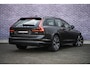 Volvo V90 2.0 T8 Plug-in hybrid AWD Ultra Dark | Trekhaak | Panoramadak | 360 Camera | Gelaagd Glas | Stoel en Stuurverwarming | Head Up Display | Leder Dashboard |
