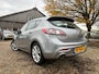 Mazda 3 1.6 GT-M Line | 5-Deurs + Cruise + Airco + Stoel verw. nu € 6.975,-!!!