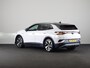 Volkswagen ID.4 First 77 kWh 204 pk | Navigatie | Warmtepomp | Trekhaak (wegklapbaar ) | Parkeersensoren | Achteruitrijcamera | Stoelverwarming |