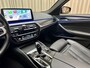 BMW 5-Serie Touring 520i *M-Sport* Panoramadak / LASER / Stoelkoeling / Keyless / Memory Seat / Apple Carplay / Org.NL! / 19"LMV