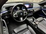 BMW 5-Serie Touring 520i *M-Sport* Panoramadak / LASER / Stoelkoeling / Keyless / Memory Seat / Apple Carplay / Org.NL! / 19"LMV