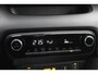Toyota Yaris Hybrid Mazda 2 Mazda 2 l Apple Carplay/ Android auto l Keyless l Automaat l Cruise control l Stuur- en Stoelverwarming VDL auto