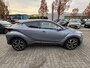 Toyota C-HR 1.8 HYBRID STYLE STOELVERW BLIND-SPOT PARK-SENSOREN JBL-AUDIO NAVI APPLE/ANDROID CAMERA NL-AUTO