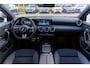 Mercedes-Benz A-klasse 180 Business Solution AMG | Panoramaschuifdak | Premium Plus | Head-Up | MULTIBEAM LED | Dodehoekassistent | 19 inch AMG-velgen |