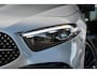 Mercedes-Benz A-klasse 180 Business Solution AMG | Panoramaschuifdak | Premium Plus | Head-Up | MULTIBEAM LED | Dodehoekassistent | 19 inch AMG-velgen |