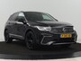 Volkswagen Tiguan 1.5 TSI R-Line | Camera | Matrix LED | Adaptive cruise | Carplay | Navigatie | Keyless | 19'' | Virtual Cockpit | Climate control | Parkeerhulp