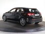 Mercedes-Benz A-klasse 180 Star Edition AMG Line | Achteruitrijcamera | LED-koplampen | Stoelverwarming voor