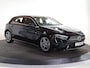 Mercedes-Benz A-klasse 180 Star Edition AMG Line | Achteruitrijcamera | LED-koplampen | Stoelverwarming voor