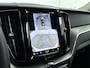Volvo XC60 2.0 T6 Plug-in hybrid AWD Plus Dark | Trekhaak | PDC + 360 camera | BLIS | Adaptive Cruiscontrol | Stoel + Stuurverwarming | All Season banden |