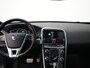 Volvo XC60 T5 R-Design Panoramadak | Camera | Standkachel | 18-Inch | Elek. stoelen i.c.m geheugen
