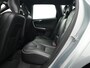 Volvo XC60 T5 R-Design Panoramadak | Camera | Standkachel | 18-Inch | Elek. stoelen i.c.m geheugen