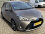 Toyota Yaris 1.5 Hybrid Premium Automaat | Pano | Trekhaak | Navi | NL auto