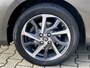 Toyota Yaris 1.5 Hybrid Premium Automaat | Pano | Trekhaak | Navi | NL auto