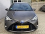 Toyota Yaris 1.5 Hybrid Premium Automaat | Pano | Trekhaak | Navi | NL auto