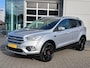 Ford Kuga TITANIUM 120PK | Trekhaak afneembaar | Camera | navigatie | 19 inch licht metalen velgen |