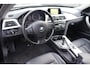 BMW 3-Serie Touring 318d Executive Navigatie, Cruise control, Climate control, Stoelverwarming, Lichtmetalen wielen