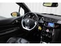 Citroën DS3 Cabrio 1.2 VTi So Chic | Incl. 12 maanden garantie | Cruise control | Elektrisch dak | Trekhaak afneembaar | Parkeersensoren | Navigatie | Bluetooth |