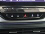 Volkswagen ID.4 Life 77 kWh | SoH 90% | Navigatie | Adaptieve cruise control | Stoelverwarming | Parkeersensoren | CarPlay | Elektrisch inklapbare buitenspiegels | Voorklimatisering |