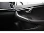 Volvo V40 2.0 T2 R-Design - LEDER/ALCANTARA - HARMAN KARDON - LED - NAVI - DIGITALCOCKPIT - STOEL VERW - VERW VOORUIT - 1E EIG!
