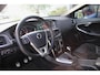 Volvo V40 2.0 T2 R-Design - LEDER/ALCANTARA - HARMAN KARDON - LED - NAVI - DIGITALCOCKPIT - STOEL VERW - VERW VOORUIT - 1E EIG!