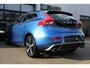 Volvo V40 2.0 T2 R-Design - LEDER/ALCANTARA - HARMAN KARDON - LED - NAVI - DIGITALCOCKPIT - STOEL VERW - VERW VOORUIT - 1E EIG!