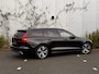 Volvo V60 2.0 T6 Recharge AWD R-Design | Long Range | Bowers & Wilkins audio | Head-up display | Adaptive cruise control | Stoel- en stuurwielverwarming | Achteruitrijcamera | Parkeersensoren voor + achter | Getint glas |