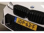 BMW 3-Serie Touring 320i M-Sport | PANORAMADAK | TREKHAAK | ENTERTAINMENT / COMFORT