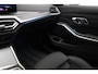 BMW 3-Serie Touring 320i M-Sport | PANORAMADAK | TREKHAAK | ENTERTAINMENT / COMFORT