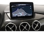 Mercedes-Benz B-klasse 180 Business Solution AMG Upgrade Edition | HALF LEDER | STOELVERWARMING | NAVIGATIE