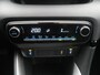Toyota Yaris 1.5 Hybrid Dynamic - Occasion Lease vanaf €414 p/m - RIJKLAARPRIJS - All Seasonbanden - Adaptieve Cruise Control