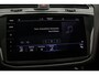 Volkswagen Tiguan Allspace R-Line Business+ 7p. 1.5 TSI 150pk DSG Automaat Trekhaak, 3e zitrij, Panoramadak, Harman Kardon audio, Adaptive cruise control, Elektrische achterklep