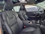 Volvo V60 2.0 T8 Twin Engine AWD Inscription - PANO - TREKHAAK - LEER - HUD - CAMERA - NL AUTO -