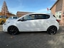 Opel Corsa 1.2-16V Black & White Edition. 5-Deurs.