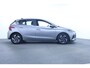 Hyundai i20 1.0 T-GDI Comfort Camera | Stuur & Stoelverwarming | 16" Lichtmetaal | Carplay | Airco | Cruise | DAB | Digitaal Dashboard | Achteruitrijcamera | Airco | Apple Carplay/Android Auto|telefoonintegratie premium