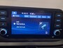 Hyundai i20 1.0 T-GDI Comfort Camera | Stuur & Stoelverwarming | 16" Lichtmetaal | Carplay | Airco | Cruise | DAB | Digitaal Dashboard | Achteruitrijcamera | Airco | Apple Carplay/Android Auto|telefoonintegratie premium