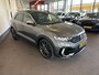 Volkswagen T-Roc 2.0 TSI 4Motion R 300PK | Panoramadak | Akraprovic | Beats | Keyless | Lederen bekleding | Adaptieve cruise control | Lane assist | Achteruitrijcamera | Dodehoeksdetectie | Adaptief onderstel | Apple carplay | Stoelverwarming | Elek. kofferklep