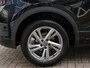 Volkswagen T-Roc 1.5 TSI R-LINE 150PK DSG-aut. / Trekhaak afn. / Camera / Stoelverw. / IQ Light / FABRIEKS garantie