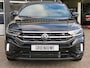 Volkswagen T-Roc 1.5 TSI R-LINE 150PK DSG-aut. / Trekhaak afn. / Camera / Stoelverw. / IQ Light / FABRIEKS garantie