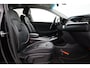 Kia e-Niro ExecutiveLine 64 kWh | Warmtepomp | Navigatie | Leder | JBL | Stoelventilatie | Stoelverwarming voor/achter | Stuurwiel verwarmd | Dodehoek detectie