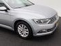 Volkswagen Passat 1.5 TSi 150 Pk Automaat Comfortline | Adaptive Cruise | Climate Control | Bluetooth | 16 Inch | 96.708 Km!