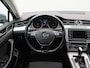 Volkswagen Passat 1.5 TSi 150 Pk Automaat Comfortline | Adaptive Cruise | Climate Control | Bluetooth | 16 Inch | 96.708 Km!