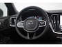 Volvo V60 T6 350PK Plug-in hybrid AWD Plus Bright | Adaptieve Cruise Control met Pilot Assist | Premium audio by Harman Kardon | 360 graden camera | 19" Lichtmetalen velgen | Panoramisch schuif-/kanteldak | Stoelverwarming | Elektrische voorstoelen met geheugen | Stuurwielverwarming | Semi-elektrische trekhaak |