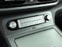 Hyundai Kona Electric EV Fashion 64 kWh | Schuifdak | Stoel en stuurwiel verwarming | Navigatie, Apple Carplay Androidauto | Soh 97,2%|